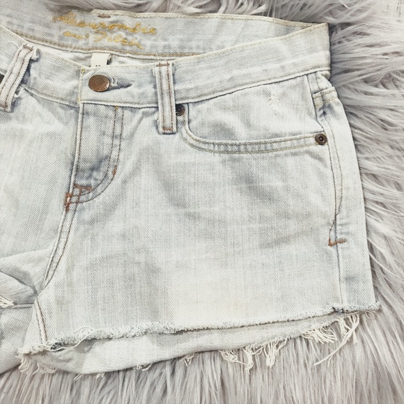 Abercrombie& Fitch Cut Off Denim Shorts - Picture 2 of 5